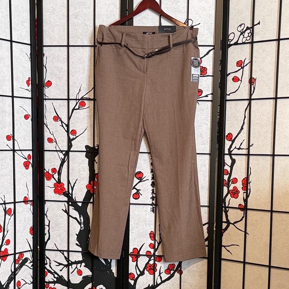 NWT Apt. 9 Women’s Boot Cut Pants in Taupe Brown with Slim Belt